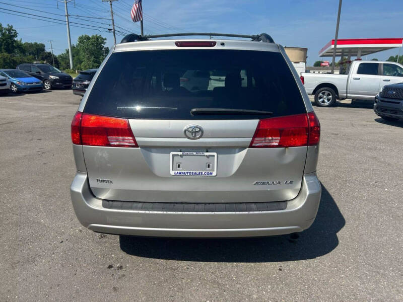 2004 Toyota Sienna