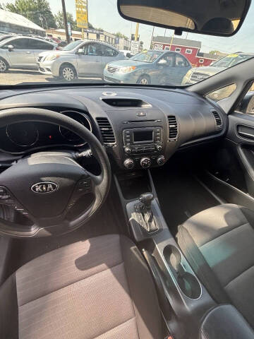 2016 Kia Forte5 LX