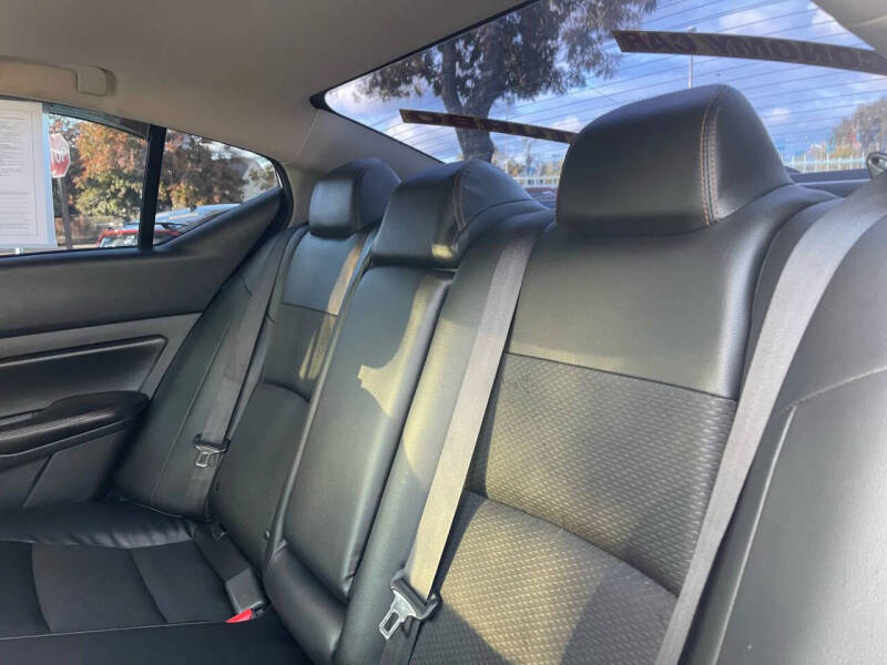 2020 Nissan Altima 2.0 SR