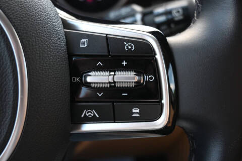 2022 Kia Carnival EX