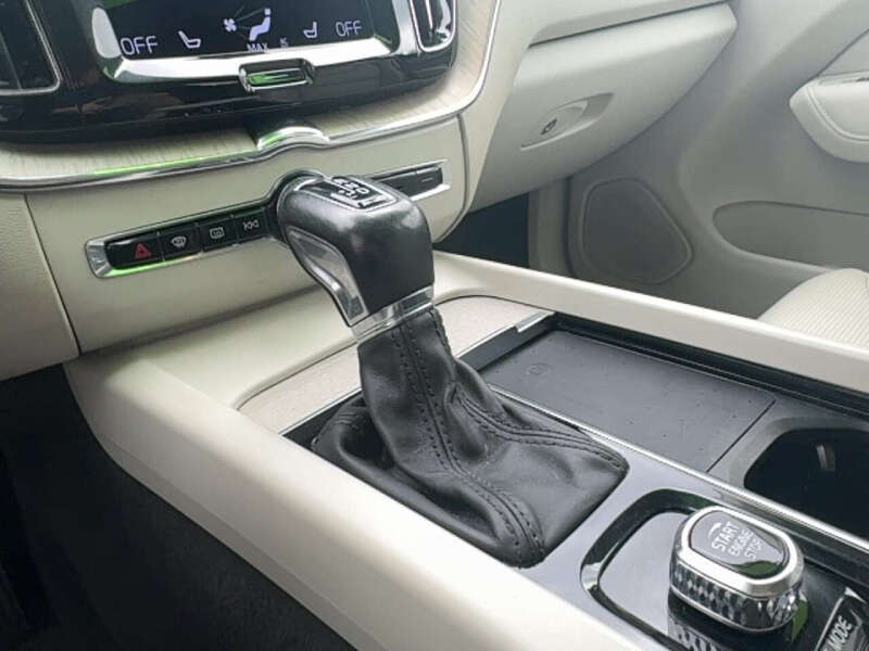 2021 Volvo XC60 T6 Inscription