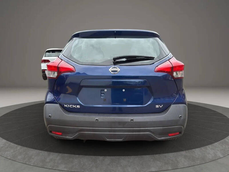 2020 Nissan Kicks SV