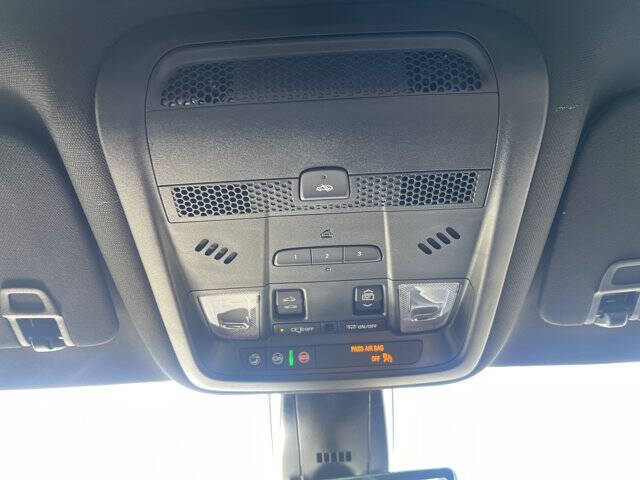 2025 Cadillac XT6 Sport