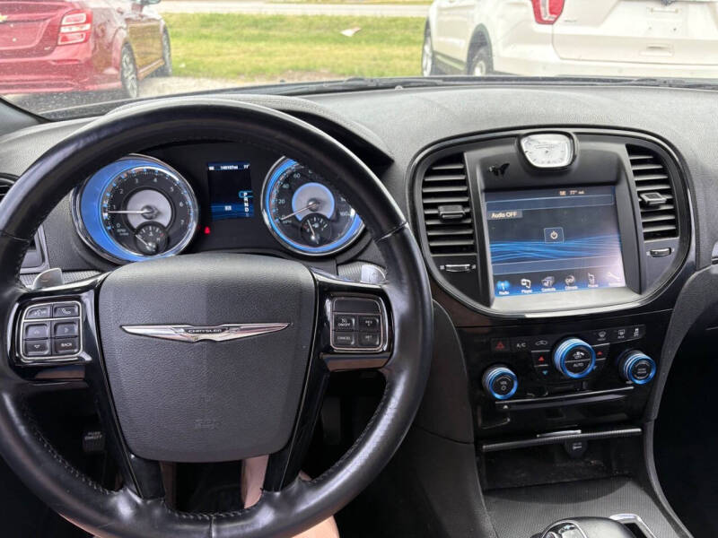 2012 Chrysler 300 S V6