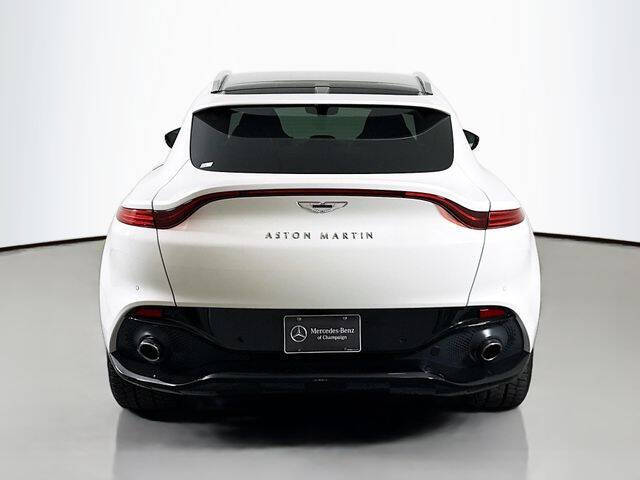 2021 Aston Martin DBX