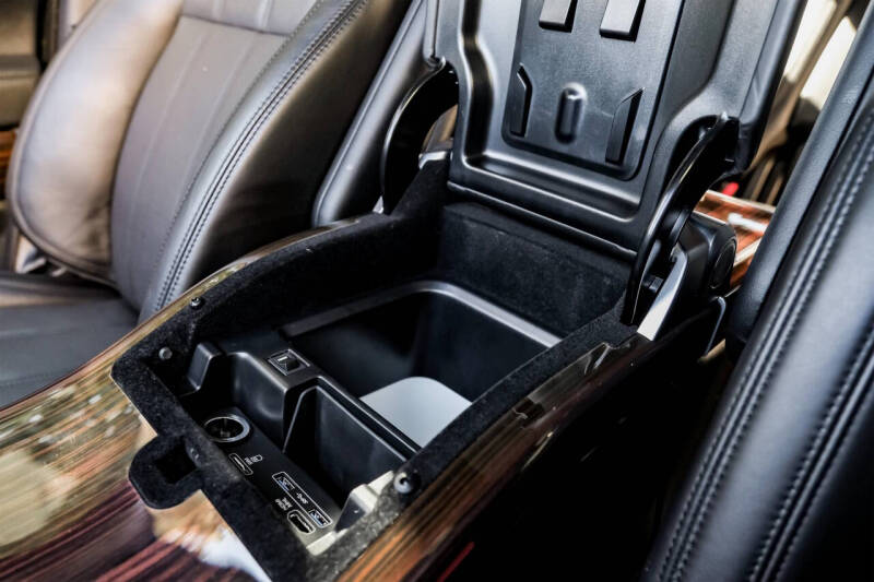 2017 Land Rover Range Rover Supercharged LWB