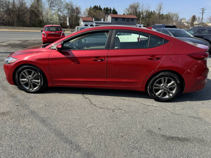 2017 Hyundai Elantra SE