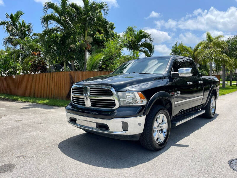 2016 RAM 1500 SLT