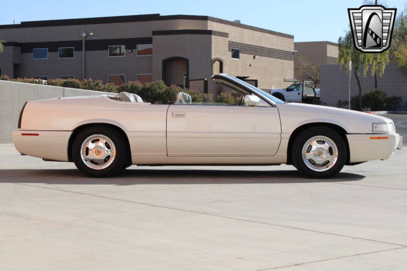 2002 Cadillac Eldorado ETC