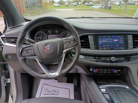 2022 Buick Enclave Essence