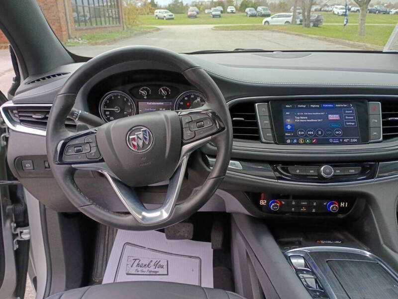 2022 Buick Enclave Essence