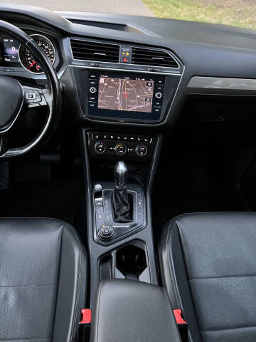 2018 Volkswagen Tiguan 2.0T SEL 4Motion