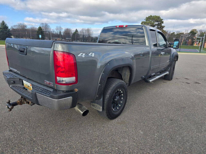 2011 GMC Sierra 2500HD SLE photo 6