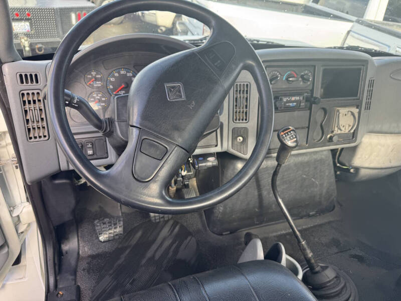 2004 International DuraStar 4300