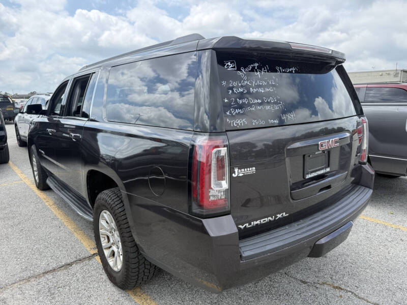 2016 GMC Yukon XL SLT