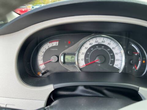 2014 Toyota Sienna SE 8-Passenger