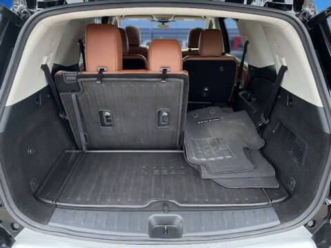 2023 Nissan Pathfinder Platinum