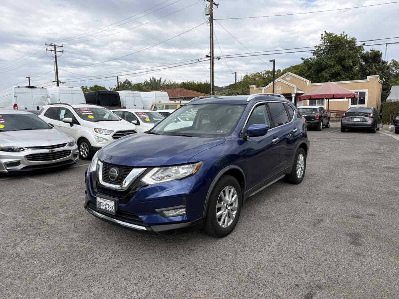 2018 Nissan Rogue SV
