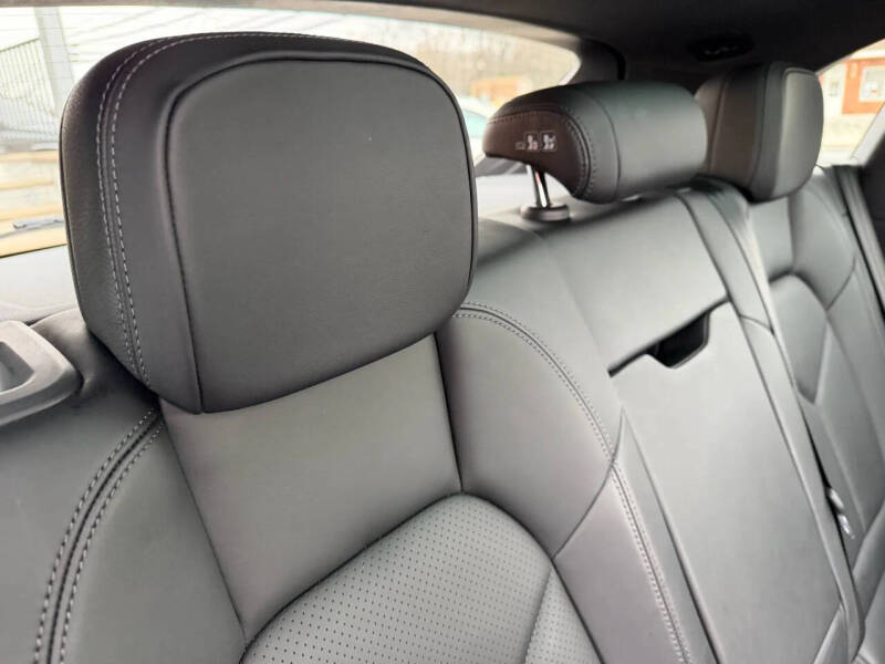 2019 Porsche Macan S