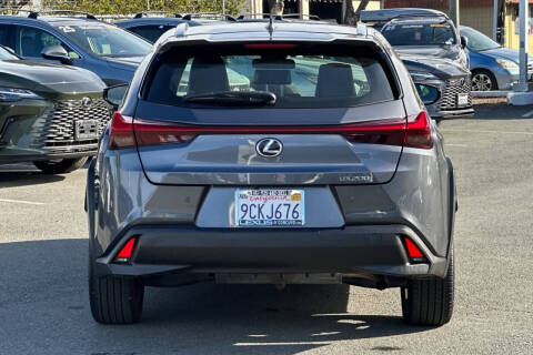 2022 Lexus UX 200
