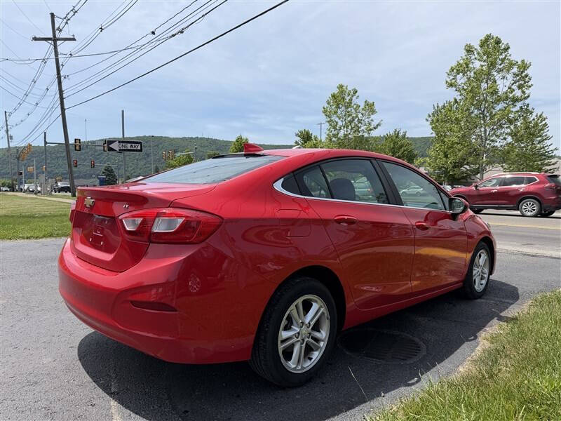 2017 Chevrolet Cruze LT Auto