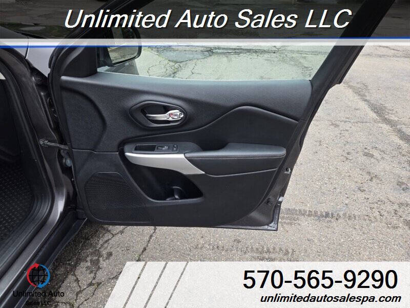 2018 Jeep Cherokee Latitude Plus