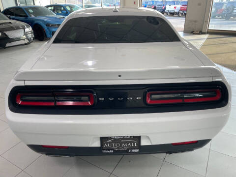 2015 Dodge Challenger SXT Plus