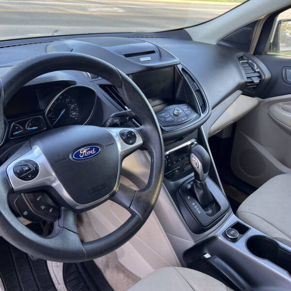 2015 Ford Escape SE