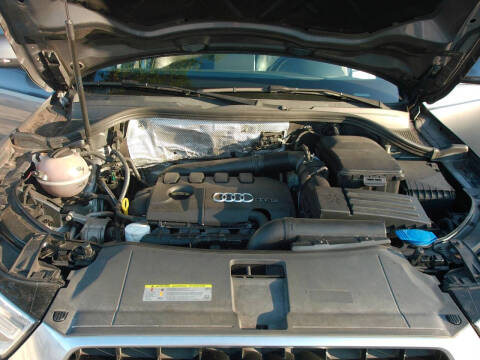 2017 Audi Q3 2.0T Premium