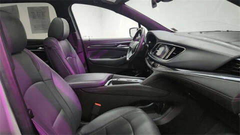 2022 Buick Enclave Essence