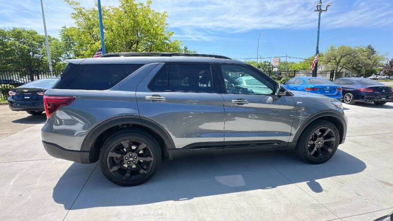 2023 Ford Explorer ST-Line