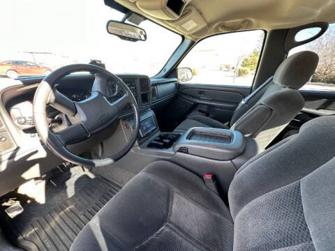 2005 Chevrolet Silverado 1500 SS Classic