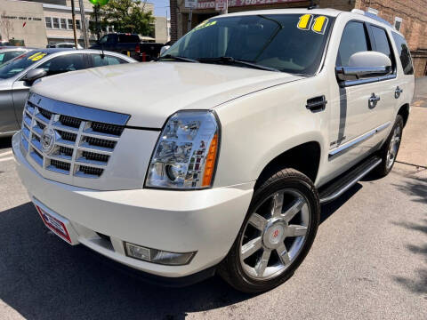 2011 Cadillac Escalade for sale at Drive Now Autohaus Inc. in Cicero IL