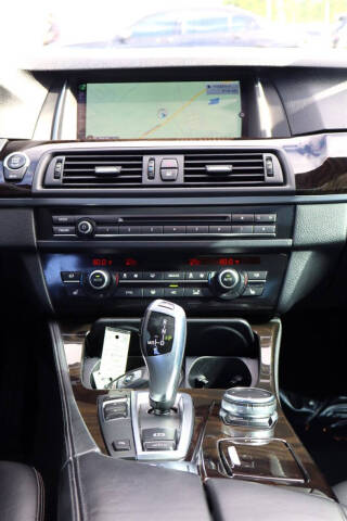 2015 BMW 5 Series 528i