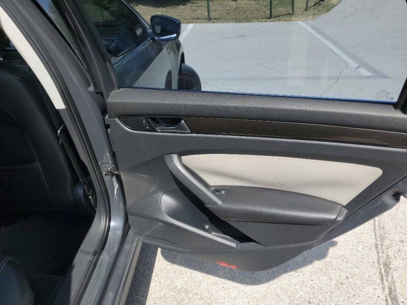 2015 Volkswagen Passat