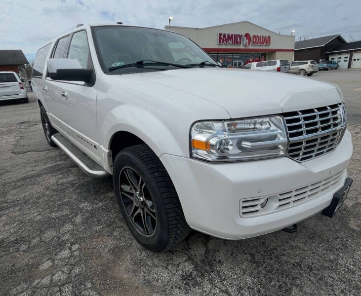 2011 Lincoln Navigator L