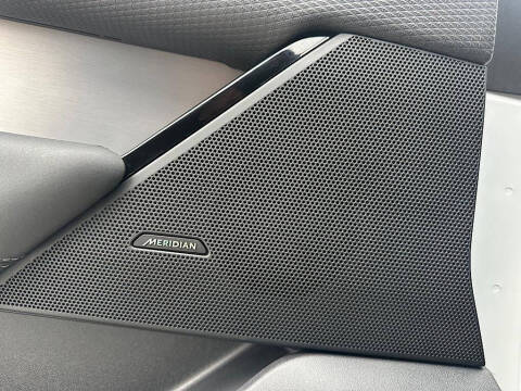 2023 Land Rover Range Rover Velar P250 R-Dynamic S