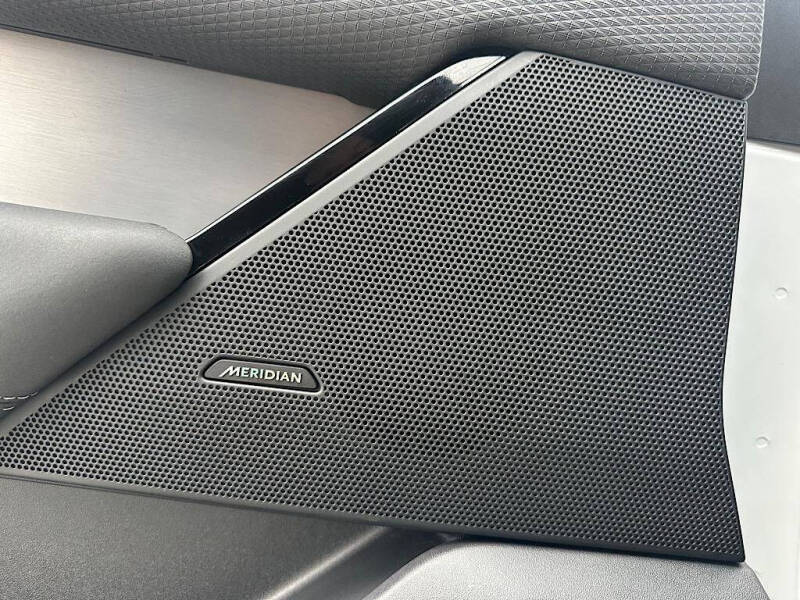 2023 Land Rover Range Rover Velar P250 R-Dynamic S