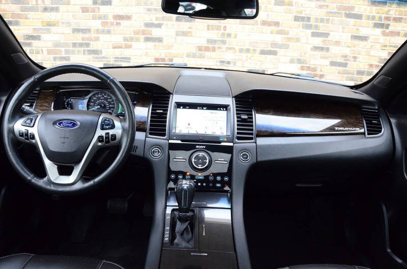 2019 Ford Taurus Limited