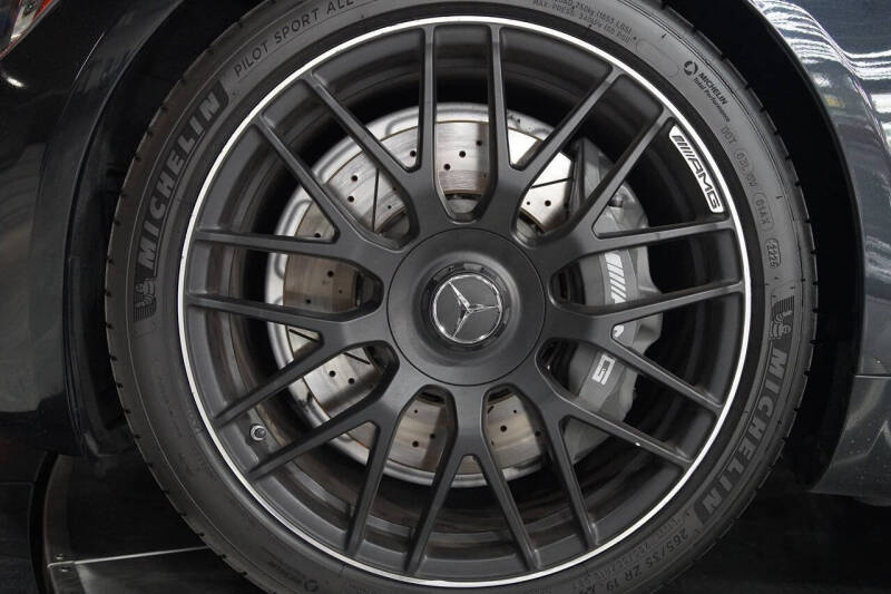 2017 Mercedes-Benz AMG GT
