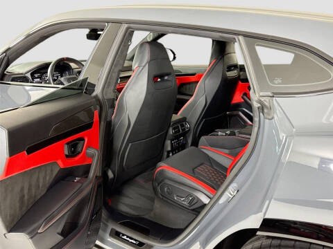2023 Lamborghini Urus S
