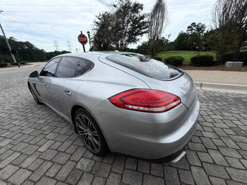 2016 Porsche Panamera