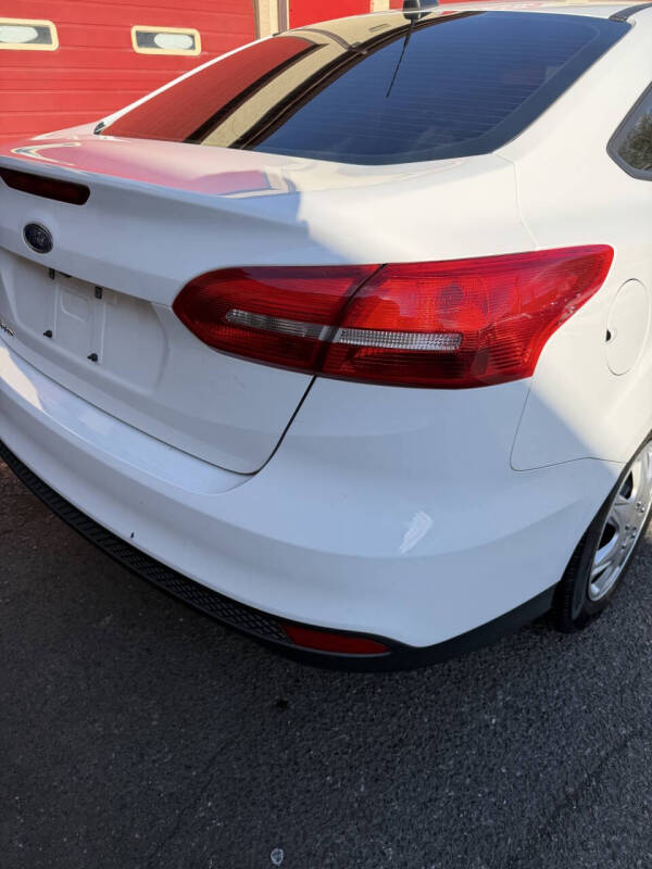 2018 Ford Focus S
