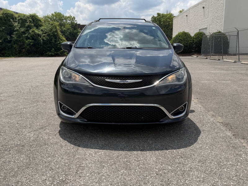 2020 Chrysler Pacifica Touring L