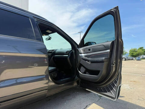 2018 Ford Explorer Sport
