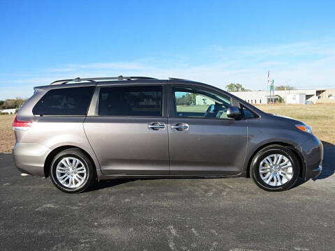 2011 Toyota Sienna