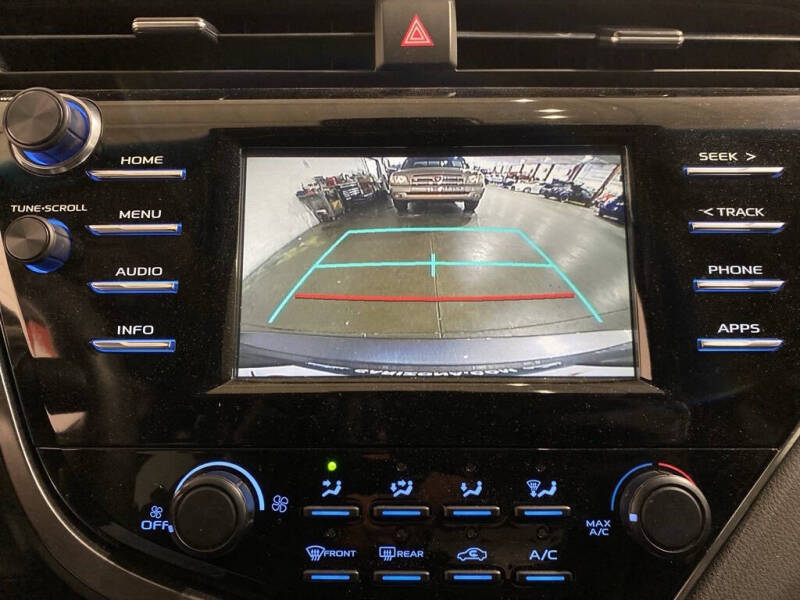 2018 Toyota Camry LE