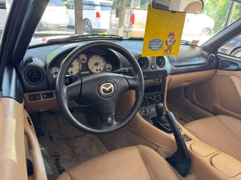 2001 Mazda MX-5 Miata LS