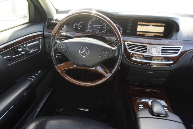 2013 Mercedes-Benz S-Class S 550 4MATIC