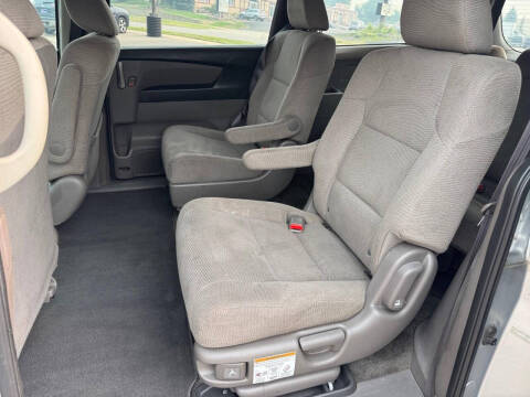 2011 Honda Odyssey LX